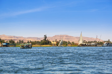 Kreuzfahrten auf dem Nassersee mit einem Ägypten Reisen Spezialisten